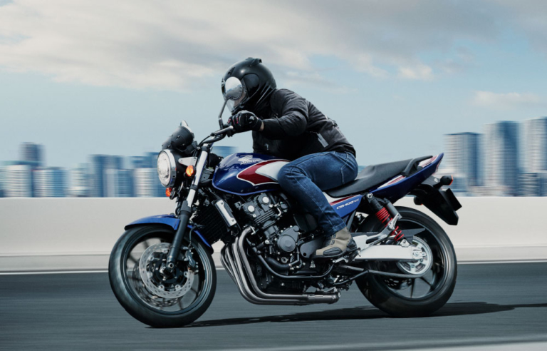 Honda cb400sf|CB400SF愛が止まらなくなる「ハイパーVTEC」の魅力とは?「ンバアァァ!」の快感を考察&解説してみた