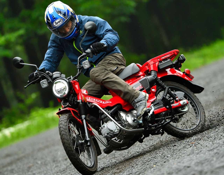 ホンダCT125ハンターカブ|“マシン オブ ザ イヤー2021″結果発表:ストリートスポーツ50〜125cc部門【ハンターカブが破竹の勢いで快進撃】