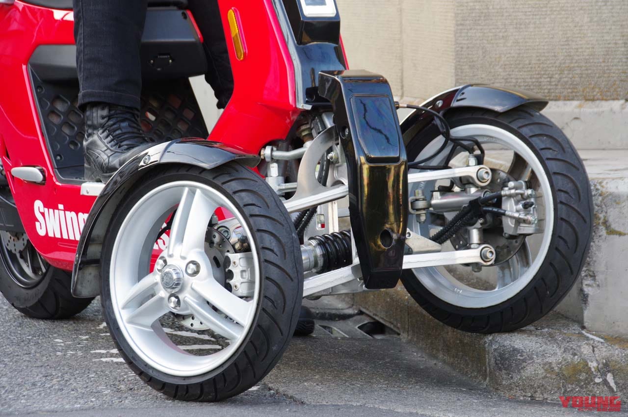 日本エレクトライク スイングスポーツ|フロント2輪+ダブルウィッシュボーンサスが楽しい電動ビークル「スイングスポーツ」に乗ってみた