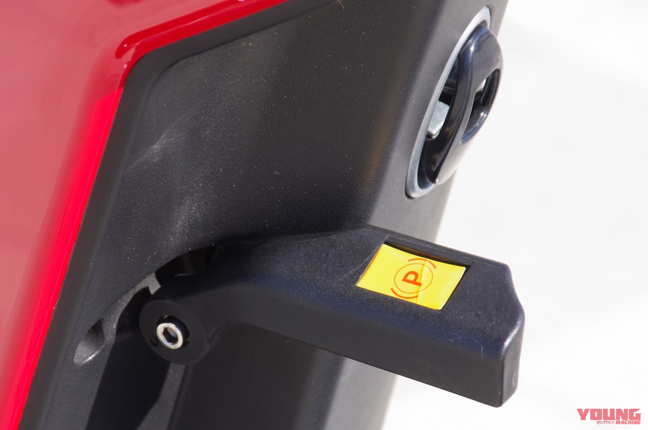 日本エレクトライク スイングスポーツ|フロント2輪+ダブルウィッシュボーンサスが楽しい電動ビークル「スイングスポーツ」に乗ってみた