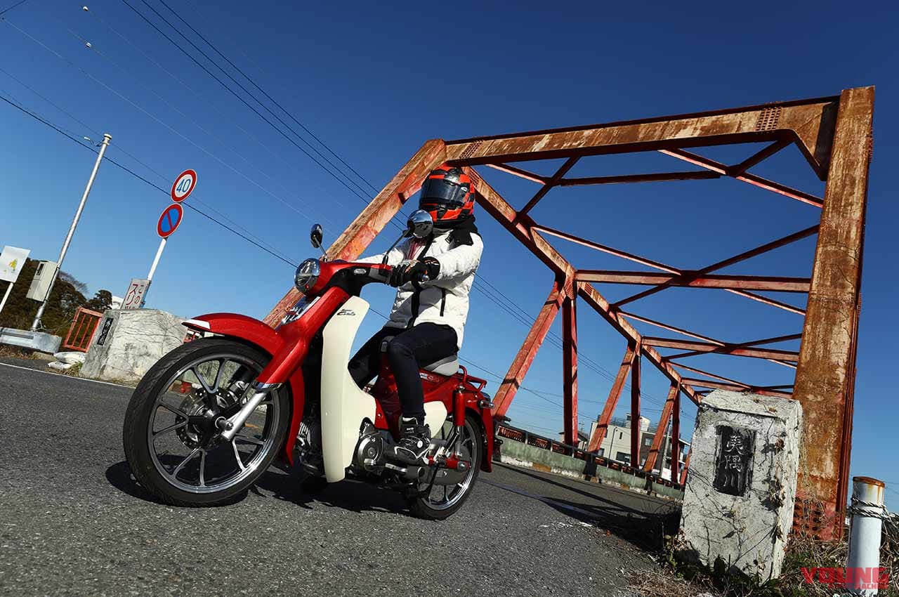 ホンダ スーパーカブC125|岡崎静夏のホンダ スーパーカブC125試乗インプレ【アイデンティティを守りつつ進化するというカッコよさ】