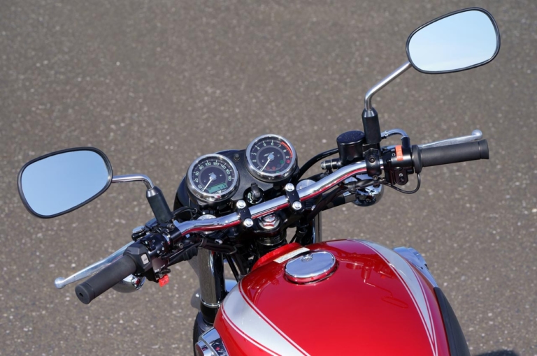 KAWASAKI W800