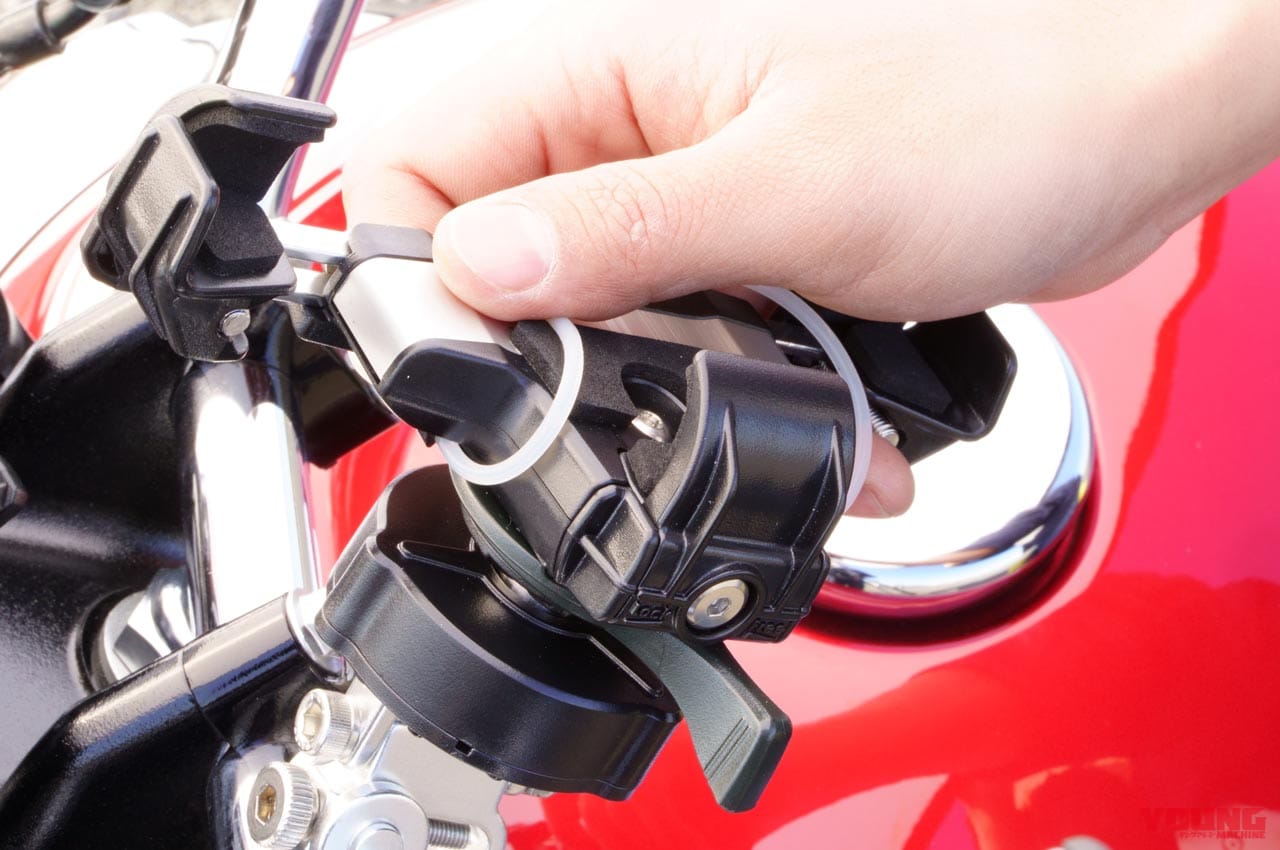 |バイクの振動からスマホを守る防振アイテム「デイトナ バイブレーションコントロールデバイス」試用インプレ