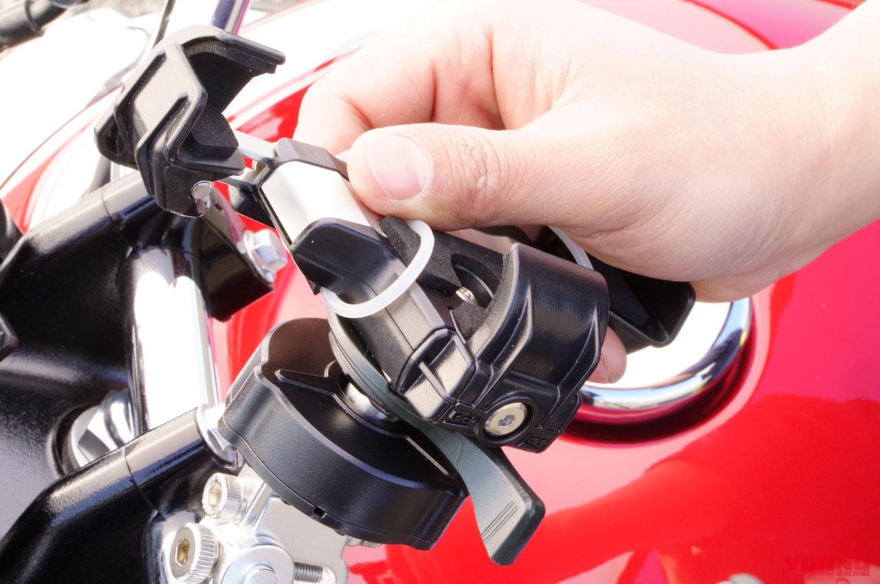 |バイクの振動からスマホを守る防振アイテム「デイトナ バイブレーションコントロールデバイス」試用インプレ