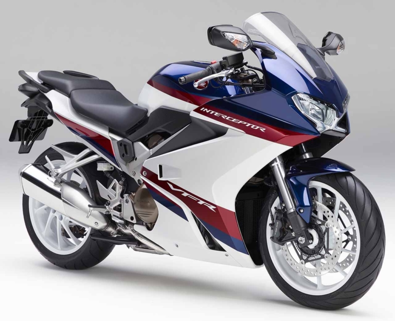 HONDA VFR800F|生産終了決定ッ!! CB400スーパーフォア/スーパーボルドール、さらにVFR系やゴールドウイングまで……