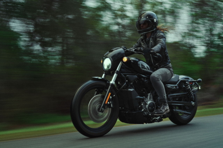 ハーレーダビッドソン|ナイトスター|旧スポーツスターの正統後継機、現る! ハーレーダビッドソンが新機種「ナイトスター」を発売