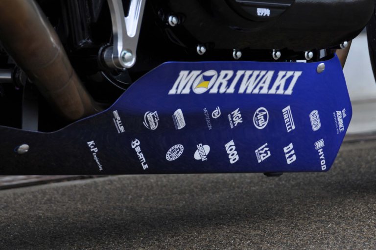 モリワキ|GB350|鉄馬|モリワキGB350レーサー、ついに完成! 前輪17インチのカフェスタイルが新鮮だ