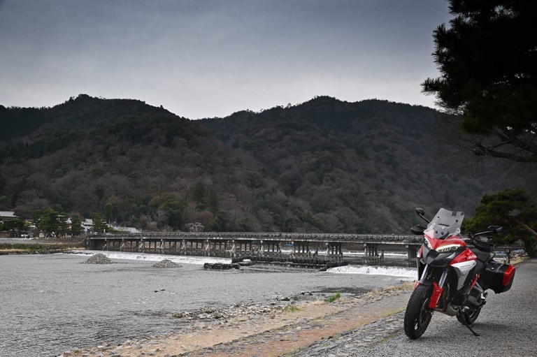 ムルティストラーダ ディスカバージャパントリップ 渡月橋|ムルティストラーダで探す「美しい日本の春」! ヤンマシチームの”冒険旅”レポート【後編:京都】