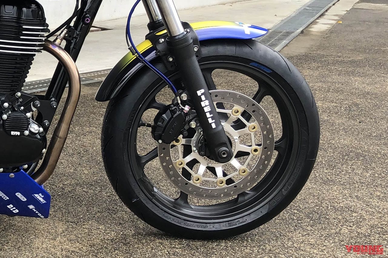|モリワキGB350レーサー、ついに完成! 前輪17インチのカフェスタイルが新鮮だ