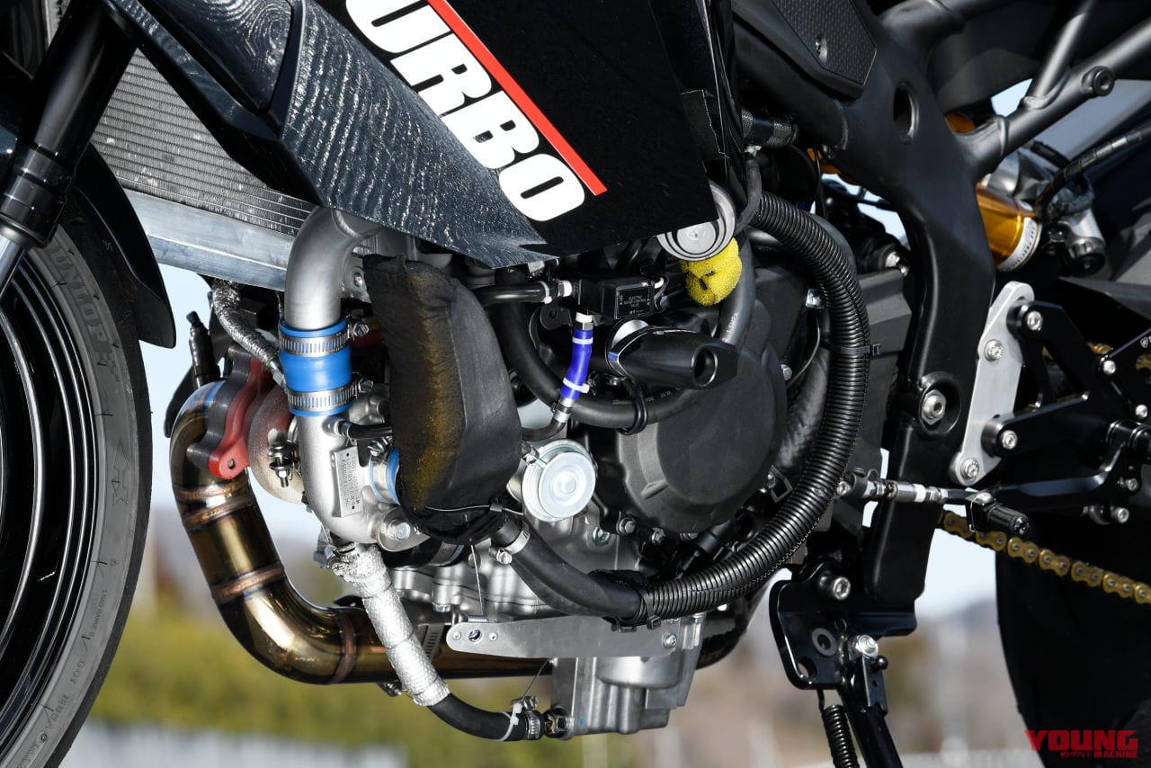 トリックスター|カワサキ|ニンジャZX-25R|ZX-25Rターボに乗った! 250km/h達成車とノーマルの扱いやすさのいいとこ取り