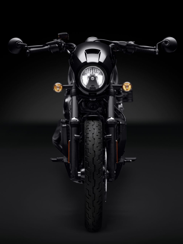 ハーレーダビッドソン|ナイトスター|旧スポーツスターの正統後継機、現る! ハーレーダビッドソンが新機種「ナイトスター」を発売