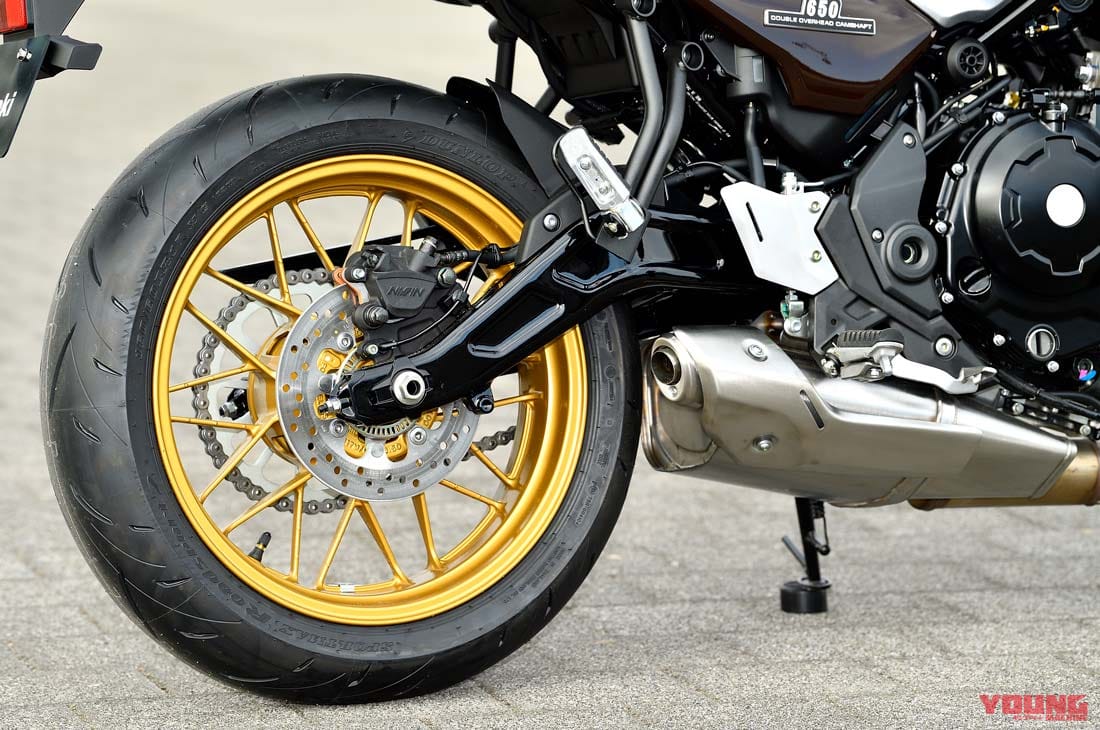 |カワサキ新型Z650RSとZ900RS、選ぶならどっちだ!? 実車徹底比較