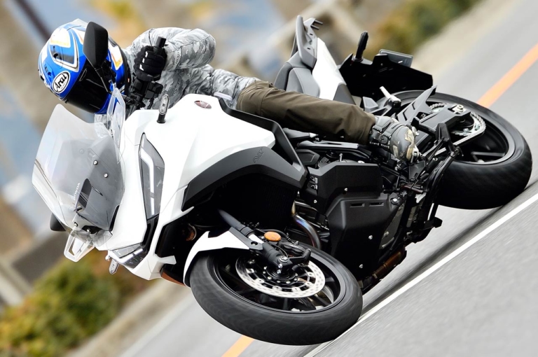 最上の極楽エクスプレス! ホンダNT1100ディテール解説