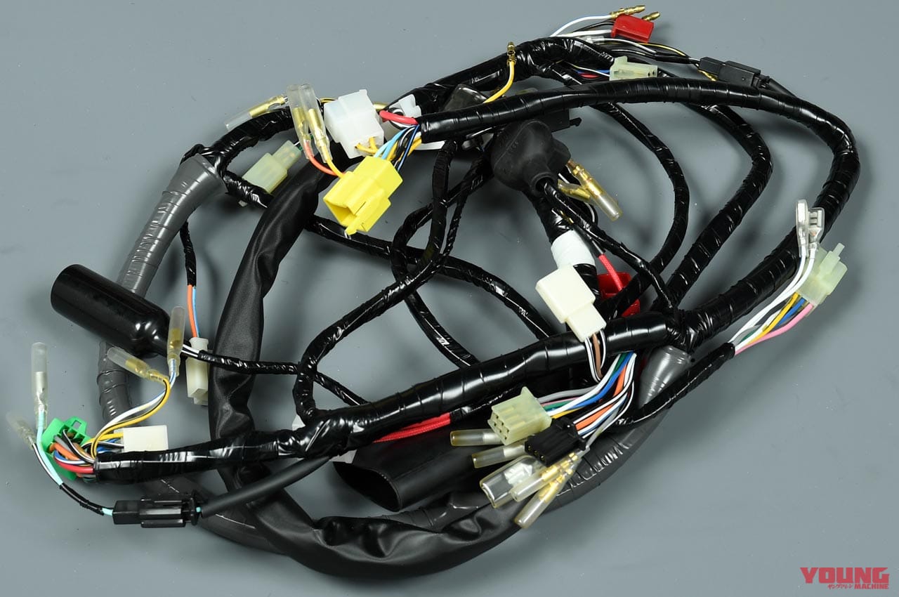 |’80s国産名車・スズキRG400Γ/500Γ完調メンテナンス【長期放置車両の再始動は要注意】
