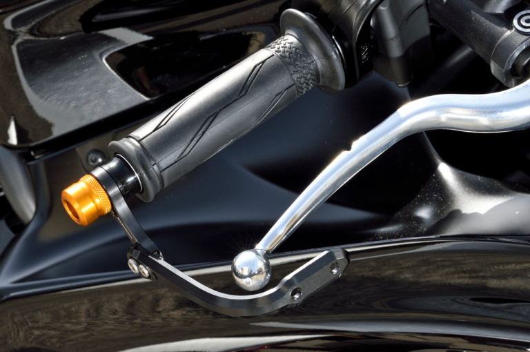 ベビーフェイス ヤマハYZF-R7|ベビーフェイスYZF-R7カスタム【オリジナルパーツで、乗ることがさらに楽しく】