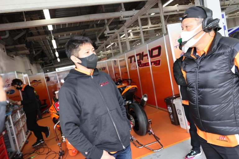 佐藤“ことぶき”寿宏のレース通信|雨の中、2分17秒台ってハンパない! YOSHIMURA SUZUKI RIDEWINがJSB1000を盛り上げる!!