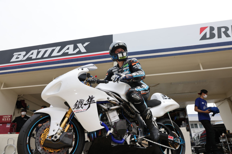 鐵隼|チーム加賀山|筑波サーキット|テイストオブツクバ|鐵隼(テツブサ)が筑波を走った! シェイクダウンテストは意外に順調?!