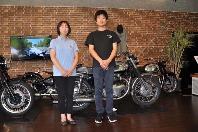 メグロ|ライダースカフェ|BATOWL CAFE|「メグロの聖地」に映えスポット出現! 那須烏山市がカワサキから寄贈された大看板の除幕式を開催