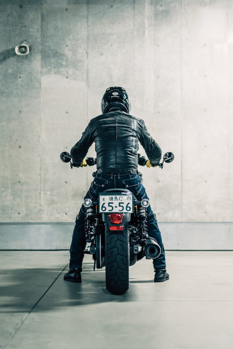 ハーレーダビッドソン ナイトスター|ライディングポジション|【ナイトスター試乗】軽快19インチ&ミッドコンでパパサンファンの心も満たす! 新スタンダード”975″に脱帽!!