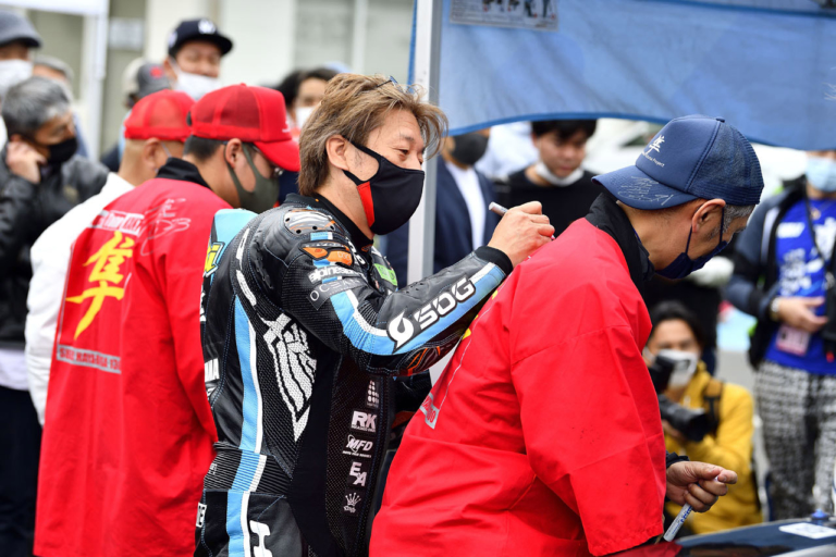 鐵隼|テイストオブツクバ|チーム加賀山|チーム加賀山オリジナルマシン「鐵隼(テツブサ)」、テイストオブツクバの初陣を2位表彰台で飾る!