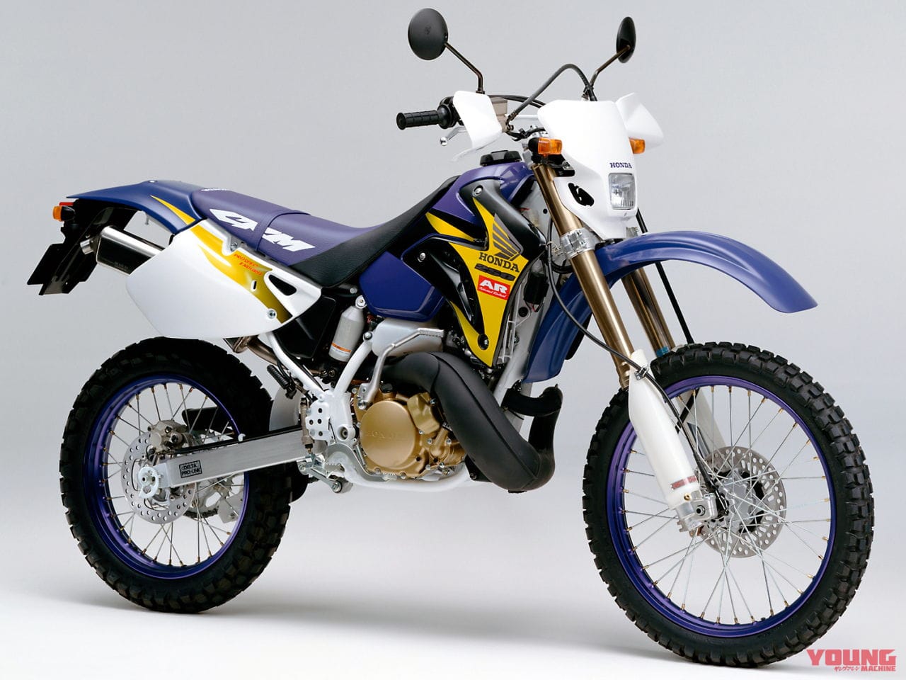 |この記念カラーは公道市販車にもぜひ! ホンダCRシリーズ50周年のCRF450Rほか海外で登場