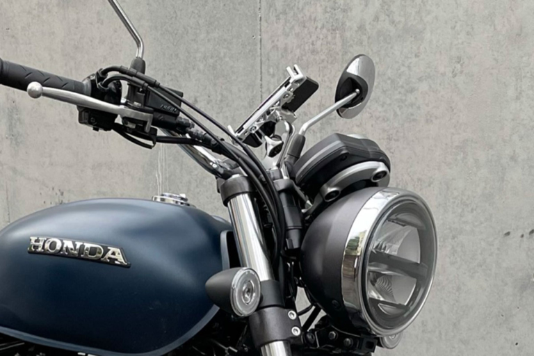自分のバイクにはどれを選ぶ？スマホ取付けなら、豊富なパーツが揃うマウントシステムがおすすめ。選び方をご紹介