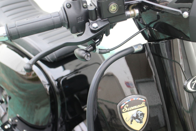 SCOMADI TECHNICA 125|スコマディ テクニカ125|英国の新ブランド「スコマディ」が日本上陸! レトロスタイルだけど、スポーティだしギミックも満載!