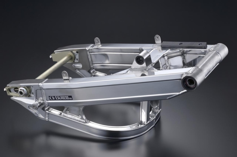 カワサキZ900RSカスタム|オーヴァーレーシング スイングアームタイプ11