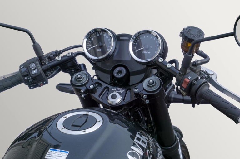 カワサキZ900RSカスタム|オーヴァーレーシング スポーツライディングハンドルキットタイプ2