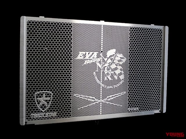 |Z900RSシリーズ・カスタムパーツカタログ〈ラジエターガード|エッチングファクトリー/ヨシムラetc.〉