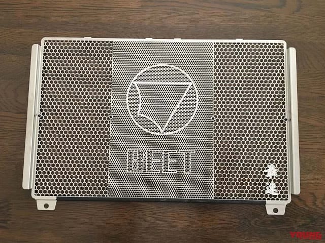 |Z900RSシリーズ・カスタムパーツカタログ〈ラジエターガード|エッチングファクトリー/ヨシムラetc.〉