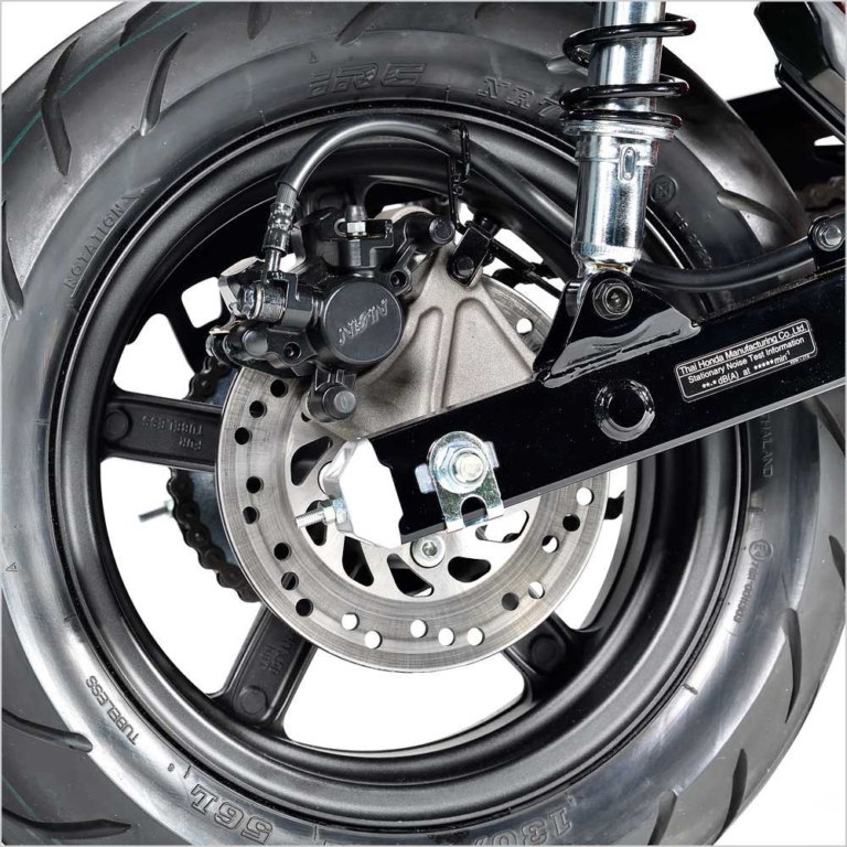 DAX125|リヤ|ホンダ新生ダックス125・新旧徹底比較!【ディテール編|最新技術で蘇った現代版】