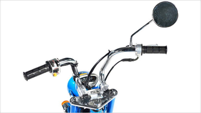 DAX HONDA ST50/70|ハンドルまわり|ホンダ新生ダックス125・新旧徹底比較!【ディテール編|最新技術で蘇った現代版】