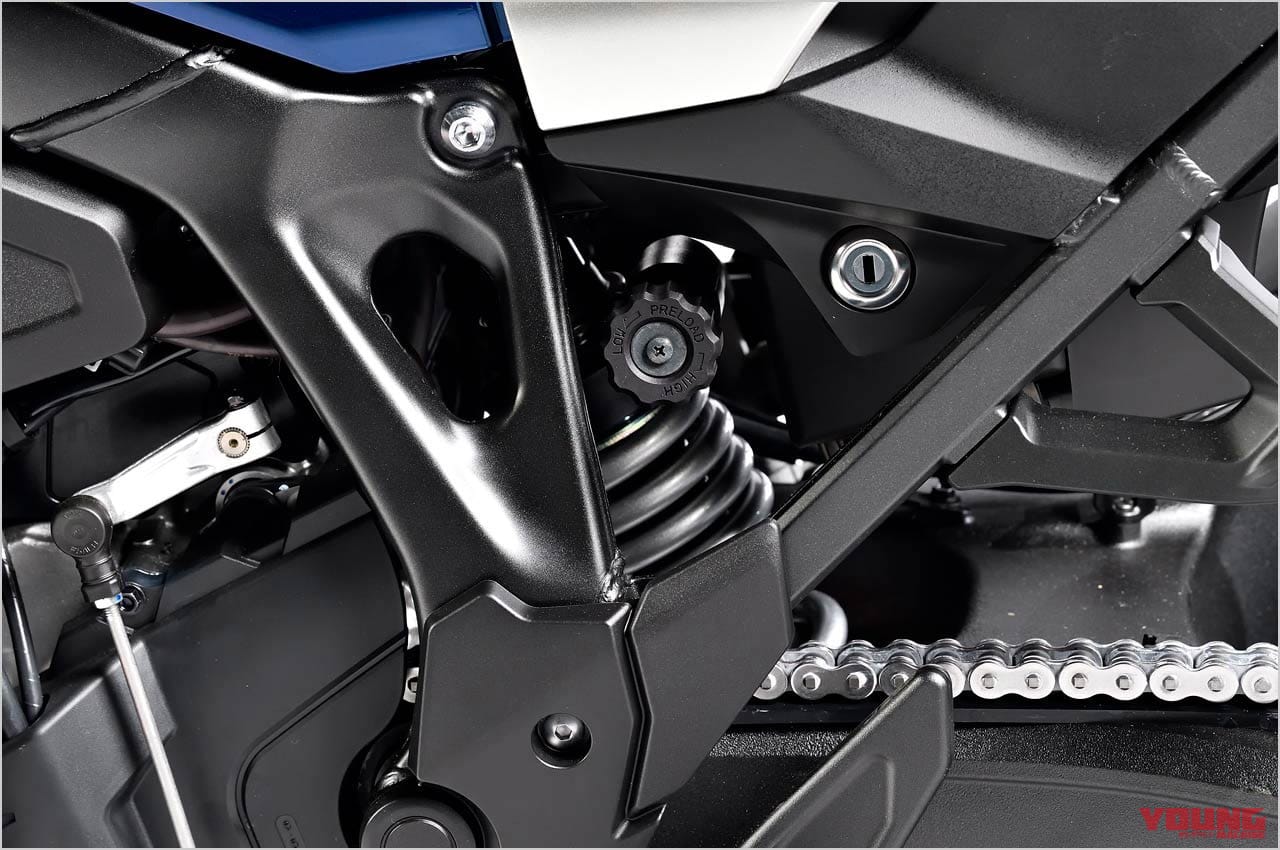 |ホンダ新作カフェ詳報! ホーク11ディテール解説【こだわりFRP製カウル&快適ライポジ】