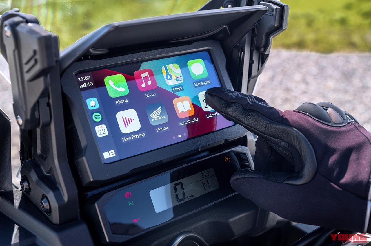 国内4メーカーの採用車種と機能を一挙紹介!【スマホと “つながる”バイク最新事情】