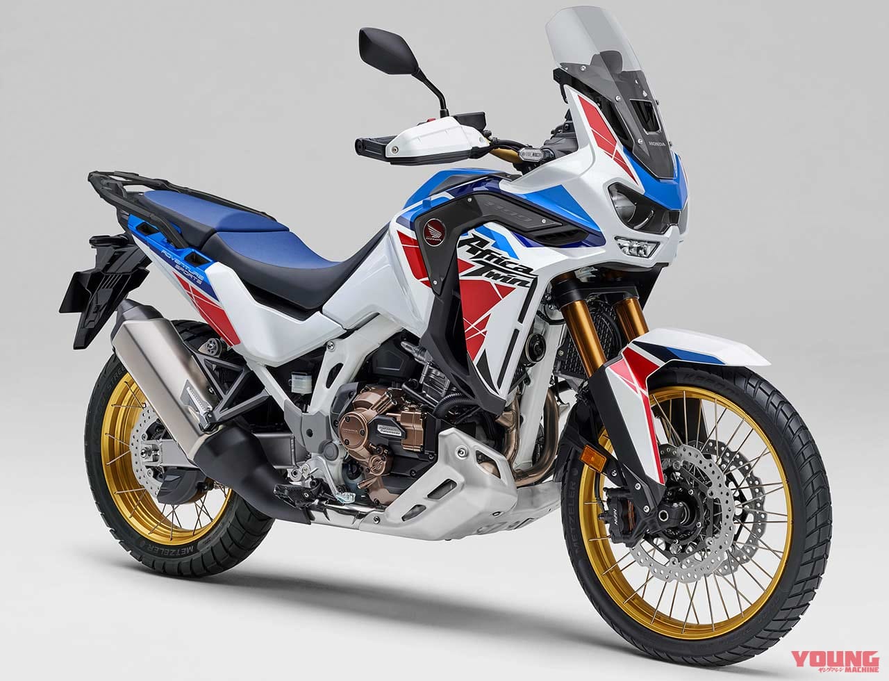 CRF1100L AFRICA TWIN serie|国内4メーカーの採用車種と機能を一挙紹介!【スマホと “つながる”バイク最新事情】