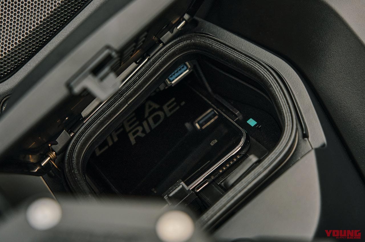 |海外メーカーの搭載車種と機能を一挙紹介:前編【スマホと “つながる”バイク最新事情】