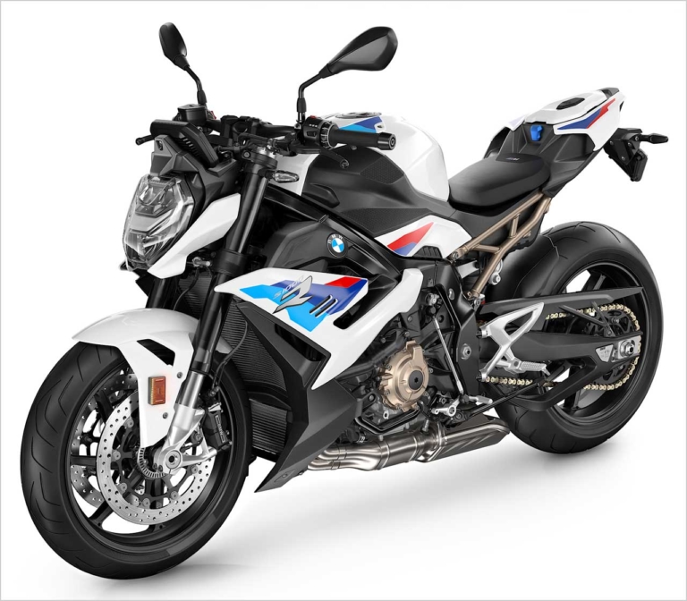 S1000R|海外メーカーの搭載車種と機能を一挙紹介:前編【スマホと “つながる”バイク最新事情】