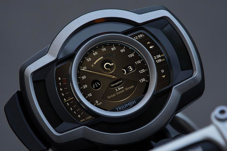 SCRAMBLER1200 series メーター|海外メーカーの搭載車種と機能を一挙紹介:後編【スマホと “つながる”バイク最新事情】