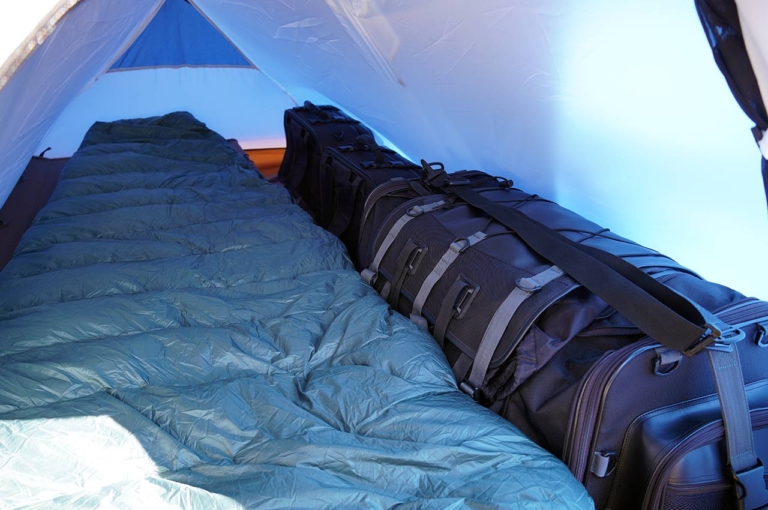 ワークマン ミシックツーリングテントAG|キャンプツーリングならこれだ! ワークマンの設営カンタンドーム型テント【ベーシック ドームテント/ミシックツーリングテントAG】