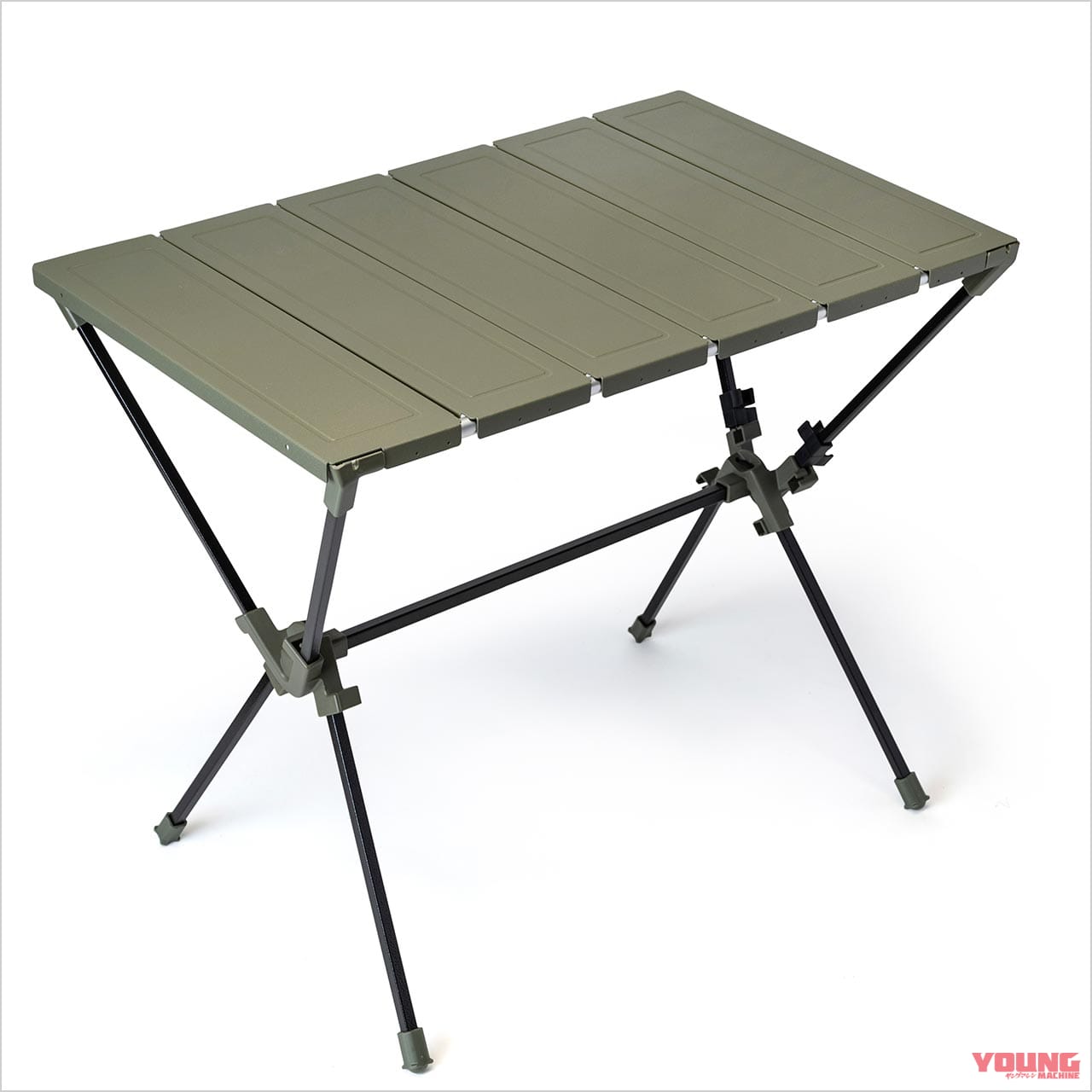 フィールドコア ワイド耐熱フィールドテーブル|ワークマン発! キャンプをさらに快適にするチェア&テーブルの選び方