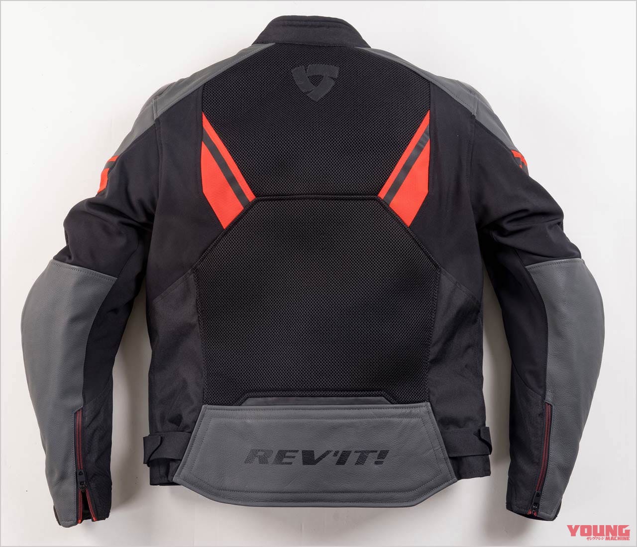 |’22春夏最新ライディングウェアカタログ〈レブイット〉3シーズン対応の高剛性ジャケット