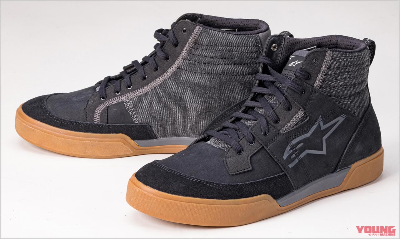 アルパインスターズ エイジレスライディングシューズ|’22春夏最新ライディングウェアカタログ〈アルパインスターズ〉最新エアバッグにも対応だ