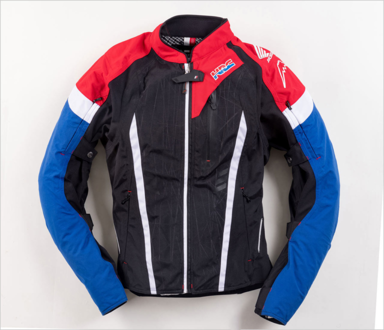 ホンダ CBR×スポーツライドジャケット|’22春夏最新ライディングウェアカタログ〈ホンダ〉CBR生誕30周年記念モデルだ