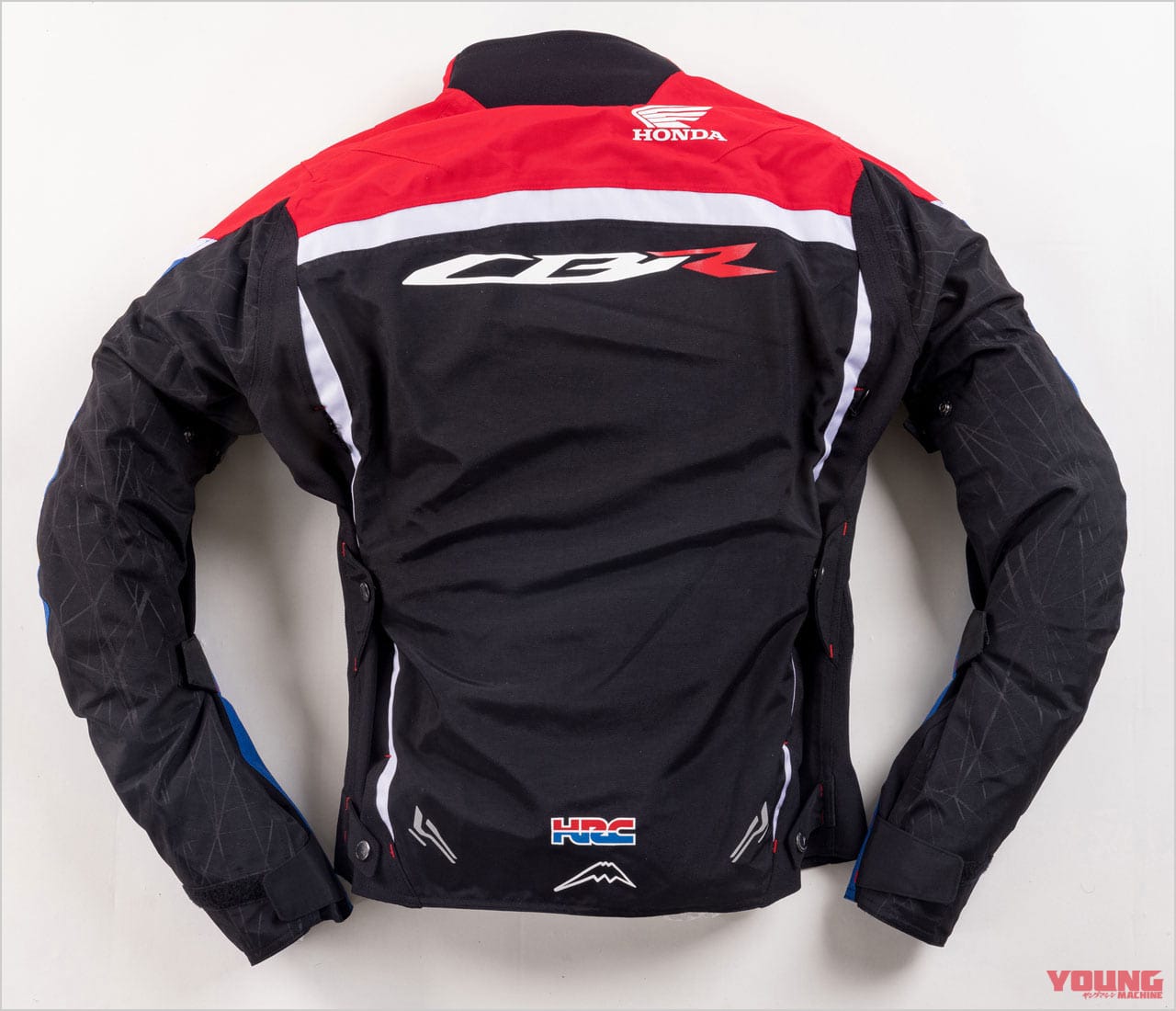|’22春夏最新ライディングウェアカタログ〈ホンダ〉CBR生誕30周年記念モデルだ