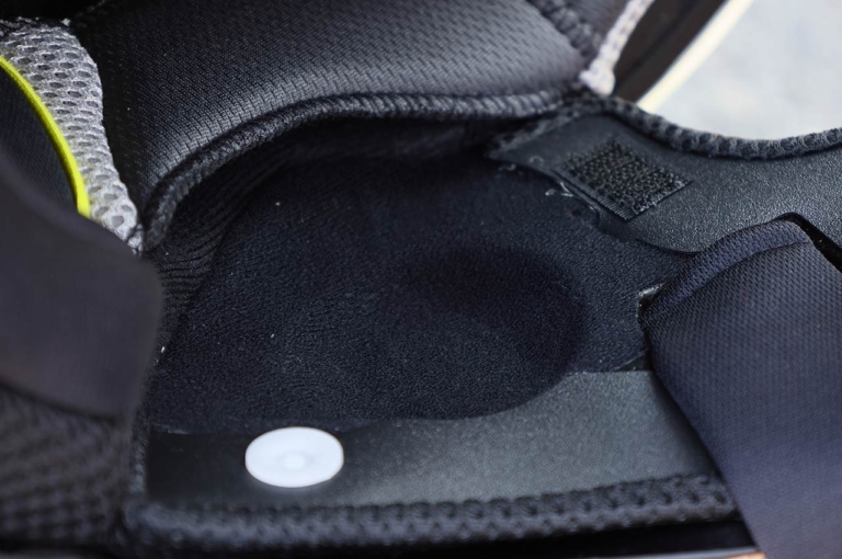 Kabuto エアロブレード6|静けさと快適さが一段とアップ! Kabutoエアロブレード6【軽さと空力を堅持し各部リニューアル】