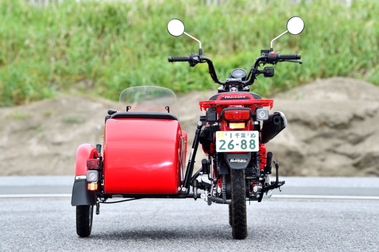CT125 HUNTER CUB『Uedi』|ハンターカブで高速道路を疾走!! ……って、原付二種じゃないの!? サイドカー「Uedi」見参!