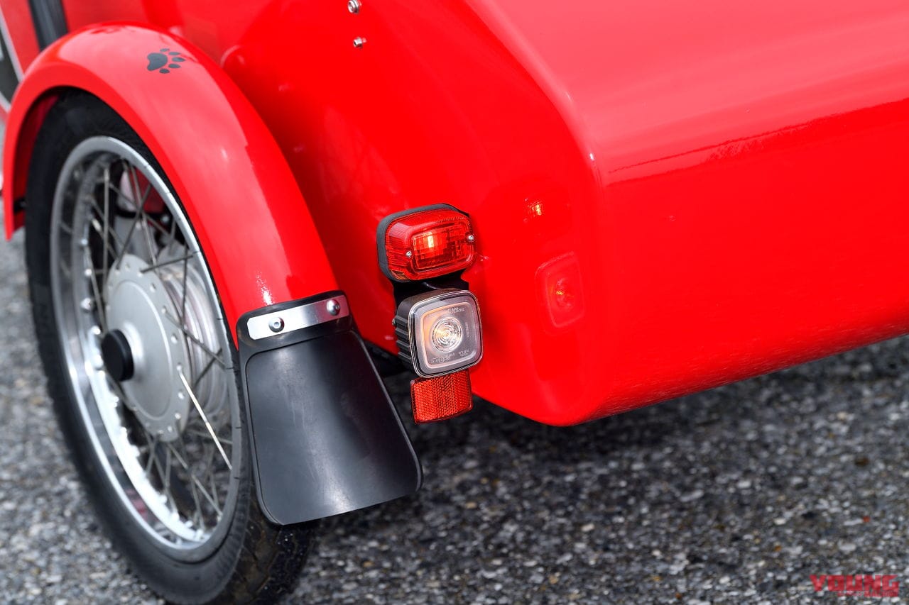 CT125 HUNTER CUB『Uedi』|ハンターカブで高速道路を疾走!! ……って、原付二種じゃないの!? サイドカー「Uedi」見参!