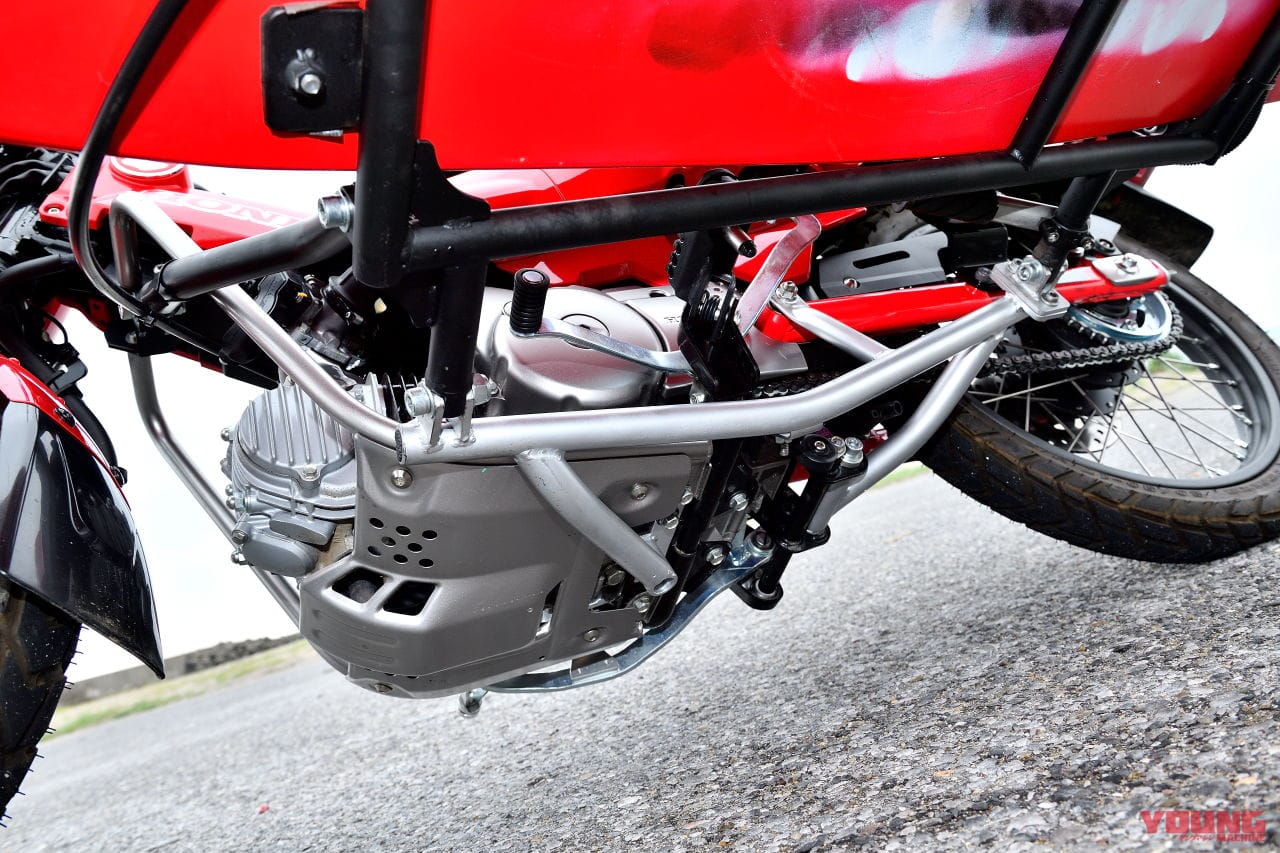 CT125 HUNTER CUB『Uedi』|ハンターカブで高速道路を疾走!! ……って、原付二種じゃないの!? サイドカー「Uedi」見参!