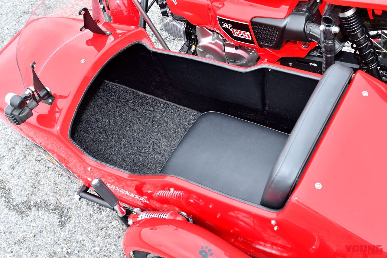 CT125 HUNTER CUB『Uedi』|ハンターカブで高速道路を疾走!! ……って、原付二種じゃないの!? サイドカー「Uedi」見参!